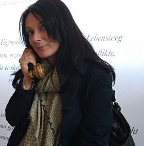 Christina2411 sucht erotische Massagen in Görltz – Hotel Treffen